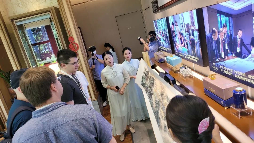 以茶为媒，华祥苑与俄罗斯贵宾再续前缘